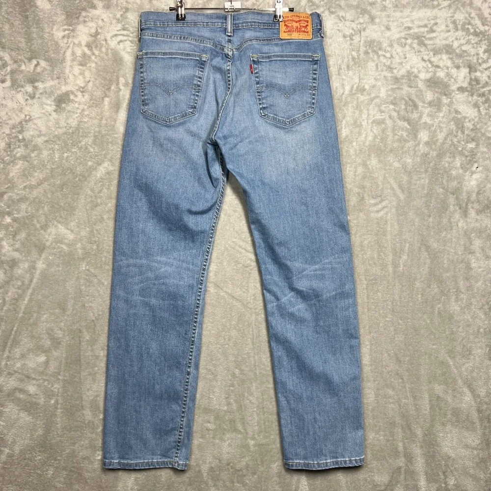 Levi 505 Jeans Men's Size 34x31* (tag 34x32) Blue Straight Leg‎ Mid Rise